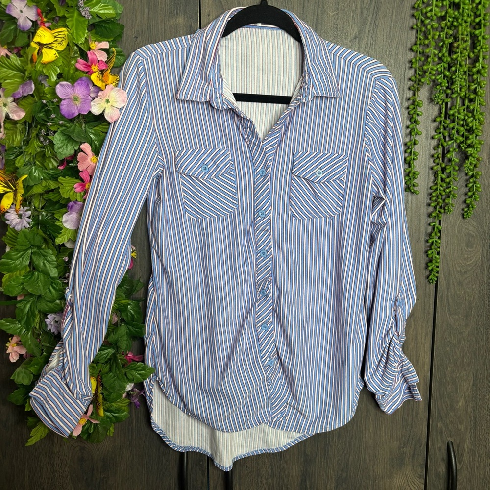 **🌸5/$25🌸Ardene Striped Printed Button-Up Shirt Size Medium